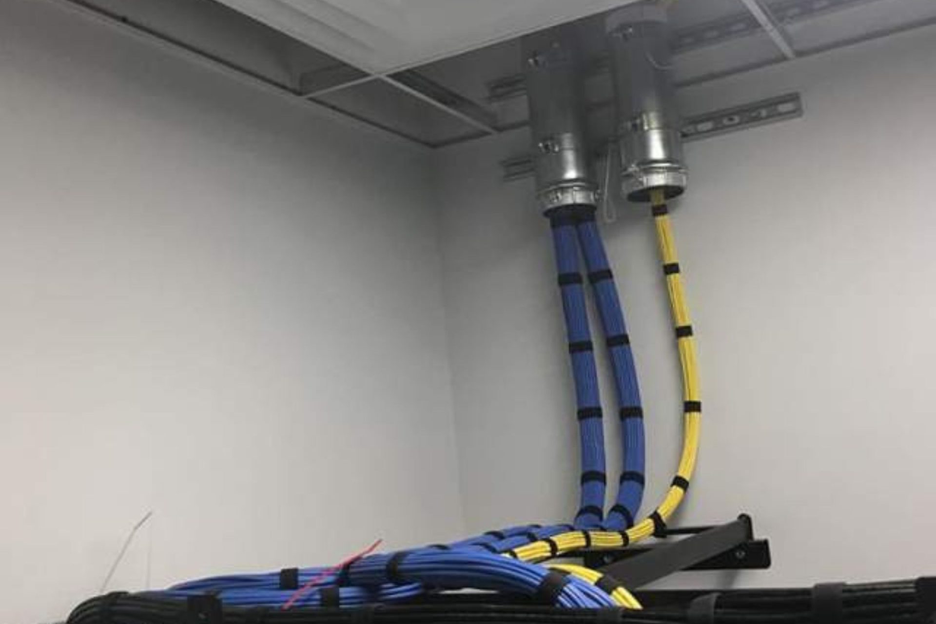What is Structured Cabling vs. Point-to-Point Cabling?