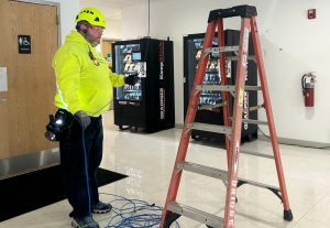 Yellow cable technology working in a commercial space