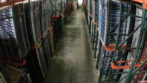 Why Your Inventory Heatmap Must Match Peak Stock 4 Racking packed floor to ceiling with product — the peak-stock condition an inventory heatmap should actually be measured in.